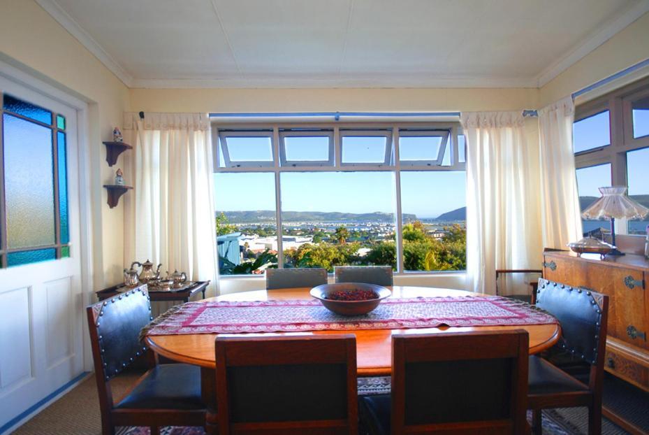 Guinea Fowl Lodge Κνύσνα Εξωτερικό φωτογραφία