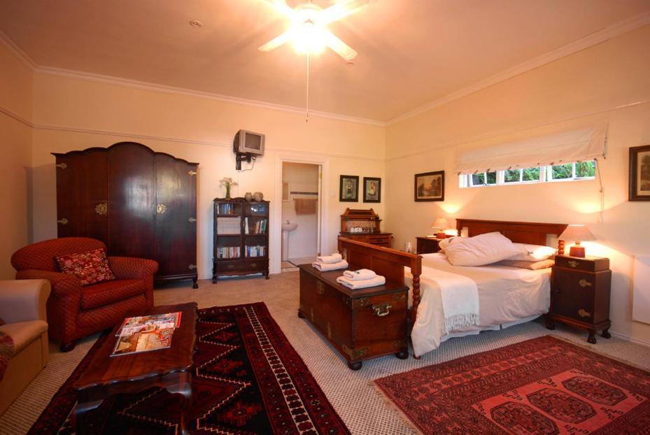 Guinea Fowl Lodge Κνύσνα Εξωτερικό φωτογραφία